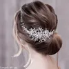 Bijoux de cheveux de mariage Bandons de fleur luxueux Tiaras Accessoires de cheveux de mariage pour femmes Bride Hair Bijoux Bridal Band Band Cice Party Band 230217