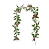 Fiori decorativi 175 cm Foglie di agrifoglio artificiale Bacche rosse Vite Natale Rattan Ghirlanda fai da te Albero di Natale Ornamenti appesi Decorazione domestica