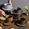 Tazze Piattini Forno Cambio Retro Tazza di caffè in ceramica e piatto Set Regalo a mano creativo Tè pomeridiano Tirare Fiore Tazze Tazze all'ingrosso