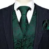 Chalecos de hombre Chaleco de seda floral verde Chaleco Hombres Traje delgado Paisley Corbata Pañuelo Gemelos Corbata Negocios Barry.Wang Diseño