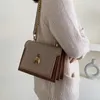 الأكياس المسائية CGCBAG العلامة التجارية الفاخرة نساء حقيبة اليد الرجعية نحلة أنثى الكتف حقيبة بسيطة عالية الجودة مصمم جلدي أكياس Crossbody 230217