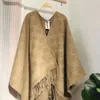 Kadın Cape Designer Yeni Lüks Giysiler Kadın Kazak Sonbahar Kış Hoodie F Kadınlar Kalın Sıcak Ekose Poncho ve Wrap Plus Boyutlu Örme Pashmina Cashmere IK1G