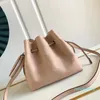 مصمم تقليد عالي حقيبة Crossbody Bage Bella Leather Leather Lady Bucket Bag M57070 19cm 7 Zl080