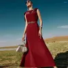 Ethnische Kleidung Europäisches und amerikanisches dunkelrotes ärmelloses Schnürkleid Dubai mit Diamanten Reisen modische muslimische Frauen