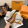 Slippers slijbanen ontwerpers zwembad kussen muilezels dhgate dames sandalen zonsondergang plat comfort muilezels gevoerde voorste riem slippers modieuze gemakkelijk te dragen stijldia's