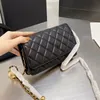 Porte-monnaie pour femme Sacs à bandoulière Portefeuille avec chaîne Matelasse Or Boule Rabat Bandoulière Desinger Porte-cartes pour femme Multi Pochette Embrayage Sacoche Sacs à main de luxe C