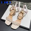 Dames sandalen schoenen met hoge hakken zomerjurk parel parel kreupjes steentjes vierkante hak zijden riem damespompen AD2964 0220