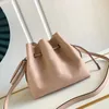 Counter Quality Designer Bucket Bag Luxurys Shoulder Bag 22cm Genuine Leather Crossbody Bag High Imitation Tote Bag With Box ZL080