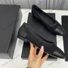 Zapatos de vestir de piel de oveja para mujer Malla transpirable Tacones planos Mocasines Danza Ballet Sandalias de diseñador Zapatillas sin cordones Zapato casual Suave Clásico Negro Diapositiva de gran tamaño