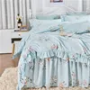 Sängkläder sätter koreanska blommor ruffles prinsessa för flicka kjolstil set bomullsblå ropa de cama couvre lit kudde skam täcke täcke