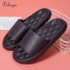 Slippers 2023 Slippers de banheiro para homens homens Eva desliza de 3 cm de espessura plataforma de chinelos de espessura grossa grossa de sola interna anti -ladies sapatos de banho z0220