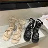 Sandalet Düz Sandalet 2023 Yaz Yeni Üst Yumuşak Alt Alt Kayış Roman İçi Boyut 34 Kadın Ayakkabıları