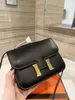 Portafoglio da donna da uomo Costanze Borse a tracolla con cartello in metallo Borsa a pochette classica di design di lusso Borse a tracolla Borsa a tracolla con pochette moda in vera pelle di qualità 7A