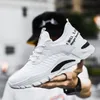 Scarpe da corsa da uomo Scarpe da corsa nero bianco Moda classica Mesh outdoor Jogging traspirante Sport Uomo Sneakers Chaussures