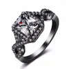 Anneaux de mariage Cool Sparkling Couple Bijoux de mode 2023 Top vente 10KT Or noir Rempli Princesse Femmes Hommes Bague CZ Cadeau