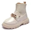 Sneakers Girls Skórzowe buty metalowe łańcuchy latające tkaninowe szwy księżniczki buty dla dzieci skórzane miękkie botki dla dzieci buts mody 230220