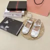 MIUI ballerinas élastique luxe STRAP STRAP BALLETS FLATES CASSOIRES FEMMES BOW SATIN COFFFRIT FLAT BOOD DANDES LADES GIRLES HOLIDAY STOUR MARY JANE