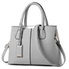 Borse da sera 2023 Borsa a mano di alta qualità per donna Borsa in pelle Fmaous Marche Designer Messenger Ladies Pouch