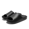 Slippare 2023 Nya män Fashion Slippers inomhus hushåll Sommarstrand Ourdoor Slides Ladies Slipers Platform Mules Shoes Woman Flats Z0220