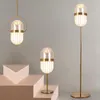 Hangende lampen droplight gecontracteerde zitkamer vloer lamp licht luxe slaapkamer stylist bureau muur van de kop een bed