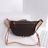 Cuero de vaca Diseñadores de cuero genuino Bolsos de cintura Cross Body Bolso más nuevo Famoso Bumbag Bolso de hombro de moda Brown Bum Fanny Pack con tres estilos