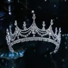 Tiaras Роскошные разнообразные серебряные цвета хрустальные свадебные тиары Короново -хрустали