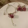 Boucles d'oreilles pendantes 2023 Vintage Niche Design Sens Fleur Immortelle Perle Naturelle Rétro Bracelet D'eau Douce Réglable