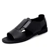 Sandals Summer Men Leather 2023 Fashion Italië Vintage schoenen Hoge kwaliteit Soft Comfort Casual Flats Beach mannelijke slippers
