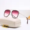 Modedesigner Solglasögon Klassiska glasögon Goggle Outdoor Beach Solglasögon För Man Kvinna 7 Färg Valfri Triangulär signatur F F 1667 med låda