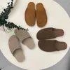 Chaussons Factory Designer Birkinstocks Bucken chaussures sandales à un pied en cuir pour femmes à porter nouveau printemps et été 2023 Baotou semi-pantoufles Muller1OIK