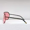 Funky Sunglasses Designers For Men and Women Summer 1043 Style AntiUltraviolet Retro Eyewear Plate Frameless Glasses Random Box5246740