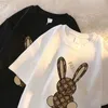 T-shirts masculins Marque de luxe d'été hommes T-shirt Coton Femmes Classic Print Tshirt Rabbit surdimensionné à manches courtes surdimension