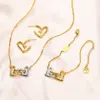 18K Gold Plated Luxury Brand Designer Heart Letter Pendants Necklaces Stud Earring Bracelet Stainless Steel Choker Pendant Necklace Chain Jewelry Accessories