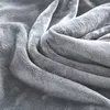 Couverture doux chaud corail polaire flanelle pour lits fausse fourrure vison jeter couleur unie canapé couverture couvre-lit hiver Plaids 230221
