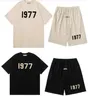 Summer t Shirt Designers Casual Shirts Men Women Shorts Tshirt Chest Print Fashion Tops Tees A6