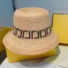 Brede rand hoeden emmer hoeden kwaliteit brede riem hoeden vrouwen luxe designer emmer hoeden brief strikhat gras vlecht petten voor mannen dames casquette muts bifpv
