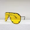 Funky Sunglasses Designers For Men and Women Summer 1043 Style Anti-Ultraviolet Retro Eyewear Plate Frameless Glasses Random Box3300