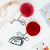 Nyckelringar Fluffy Multicolor Pompom Faux Rabbit Päls Ball Keychains Crystal Letters Nyckelringar Trendiga smycken Bag Tillbehör gåva