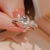 Simulation de bague en diamant pour les amoureux, ouverture de proposition de mode, princesse de mariage, réglable, haut sens, cérémonie de mariage