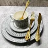 Fincan tabakları İskandinav sanat seramik akşam yemeği seti modern minimalist ev ikindi çay sütü meyve anında içecek fincanı kaşıkla