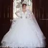 Dubai Arabic Ball Gown Wedding Long Sleeve Plus Size Sweetheart Backless Sweep Train Brudklänningar Bling Beading Sequin Wedklänningar 403