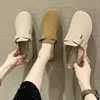 Slyckor Fabriksdesigner Birkinstocks French Casual Korean Shoes Lazy Soft Sules Baotou Half Slippers Women's Flat på våren och hösten