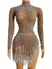 Scen Wear Sparkly Rhinestones Pearls Mesh Perspective Dress Women Sexig Slit Birthday Prom Party BodyCon Nightclub Dancer