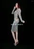 ステージウェアシャイニングシルバースパンコールラインストーンロングスリーブドレス女性バースデーパーティープロムブリングドレスイブニングクラブの衣装