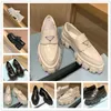 mit Box Prad Designer-Loafer-Kleiderschuhe für Damen, klobiger Monolith, scharfe, spitze, gebürstete Leder-Loafer zum Hineinschlüpfen, spitzer Zehenbereich, lässig, Sh Ng