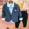 衣類セット良い品質の少年のスーツジャケット格子縞パターン子供用スーツフラワーガールリングベアラードレスボーイシャツピアノカムブレザー