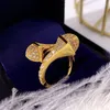 Cluster Anelli Trendy Luxury Zircon Geometria Aperta per le donne Fede nuziale femminile Arabia Gioielli Finger Hoop Regalo Anelli Para Mujer
