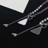 Mens Designer Triangle Necklaces For Womens Luxurys Pendant Chain Necklace Diamonds Gold Jewelry Woman 925 Sterling Silver Necklace 2302224D