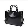 Skórzane torebki duże kobiety torba Wysokiej jakości swobodne torebki żeńskie Trunk Tote Hiszpańska marka torba na ramię Ladies Bolsos245s