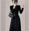 Casual Dresses 2023 Spring For Women Vintage Knitted Bodycon Dress Lady Elegant Pleated Long Sleeve Sweater Z243